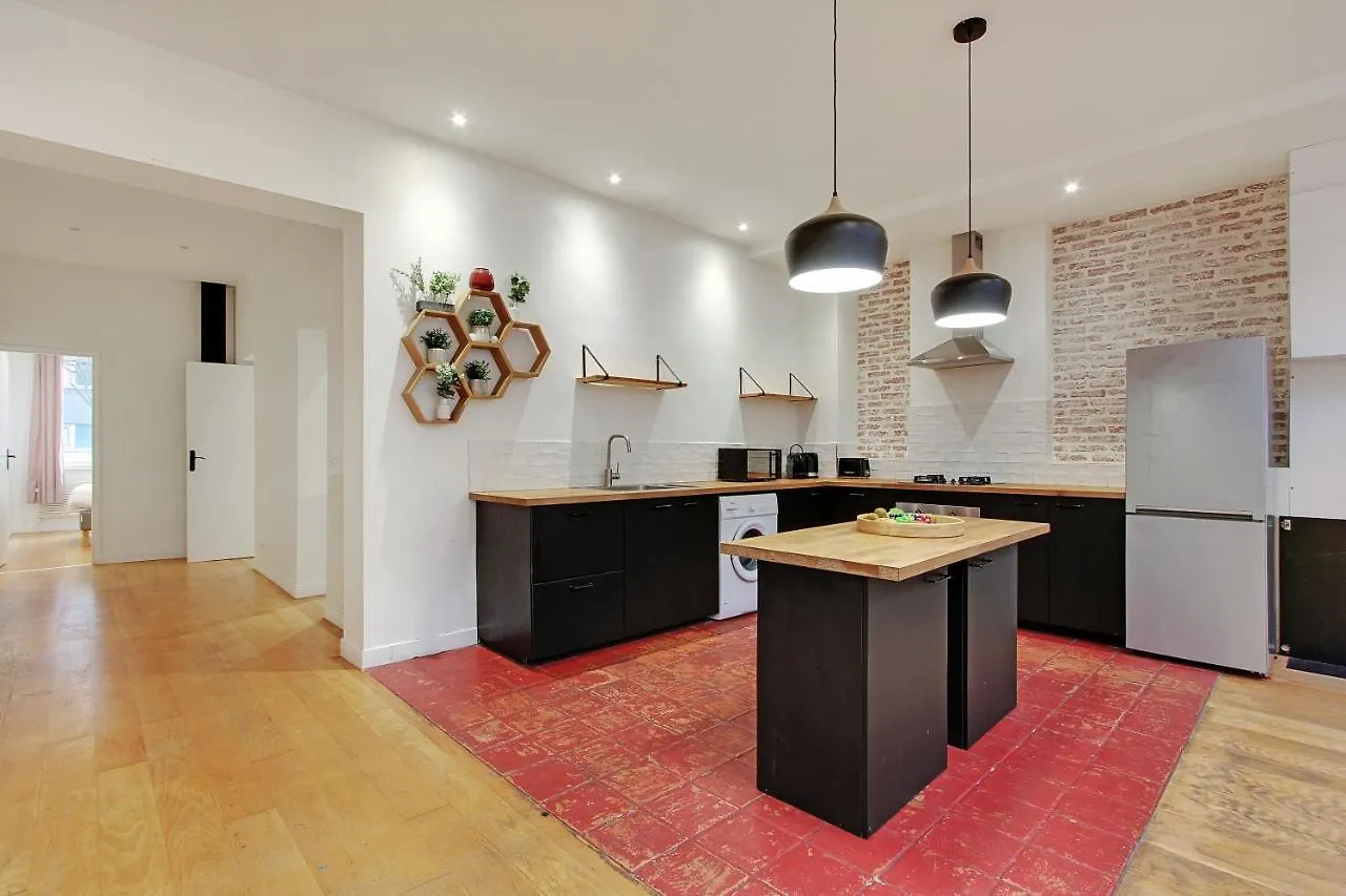 Cmg - Buttes Chaumont 10P/3Br Paryż