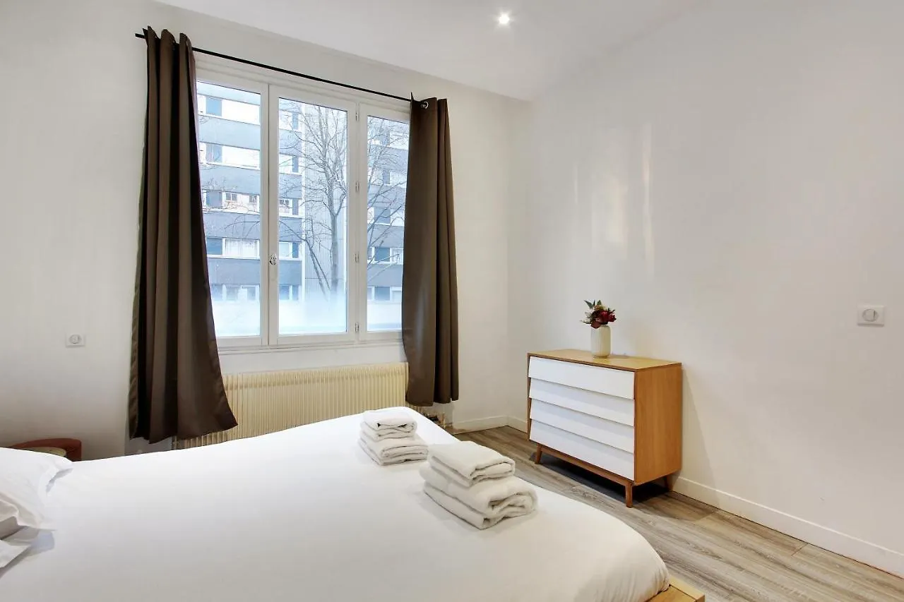 Cmg - Buttes Chaumont 10P/3Br